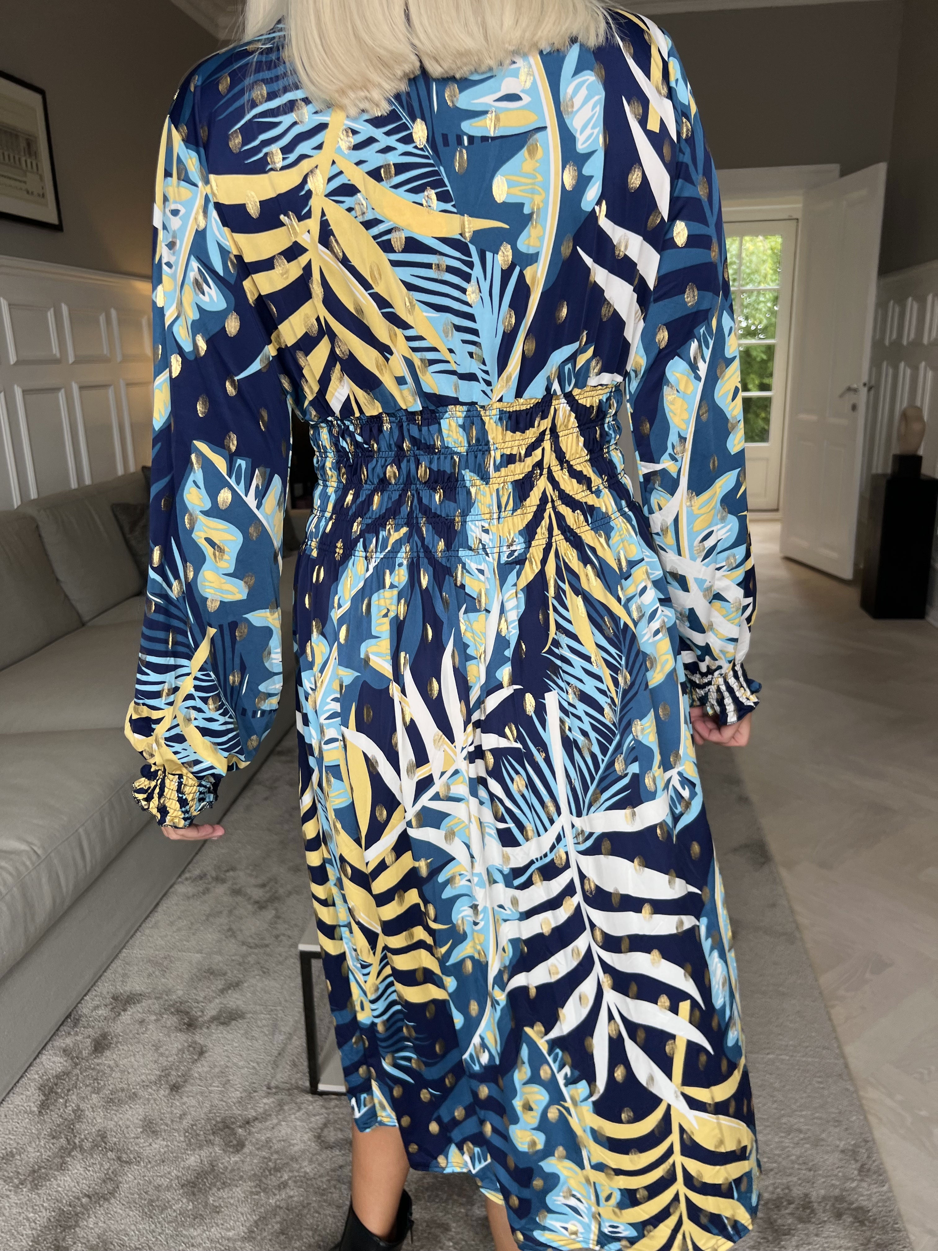 Pams Forest Midi L/S - Elastisk klänning i skrynkelfritt tyg med långa ärmar